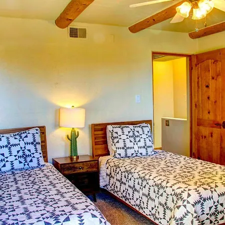Aparthotel Beautiful Blocks From The Plaza And Close To Basin Santa Fe