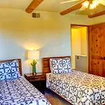 Aparthotel Beautiful Blocks From The Plaza And Close To Basin Santa Fe